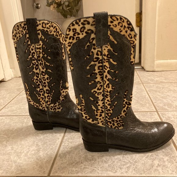 Women's black with leopard trim cowboy boots size 7 - Picture 5 of 10